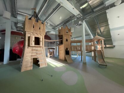 Indoor-Themenspielplatz 'Burg' – Bild 2