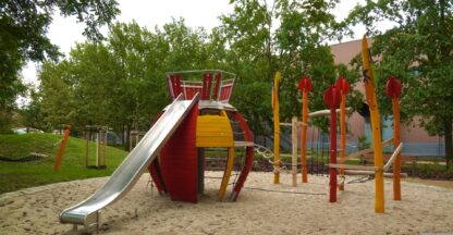Spielanlage ‚Mohnkapsel‘ – Bild 2