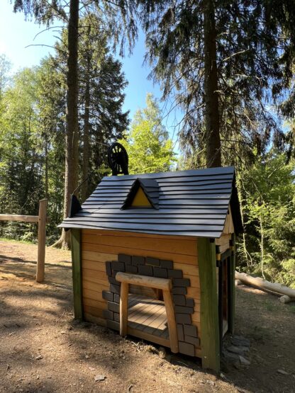 Spielhaus ‚Grubenhaus‘ – Bild 3
