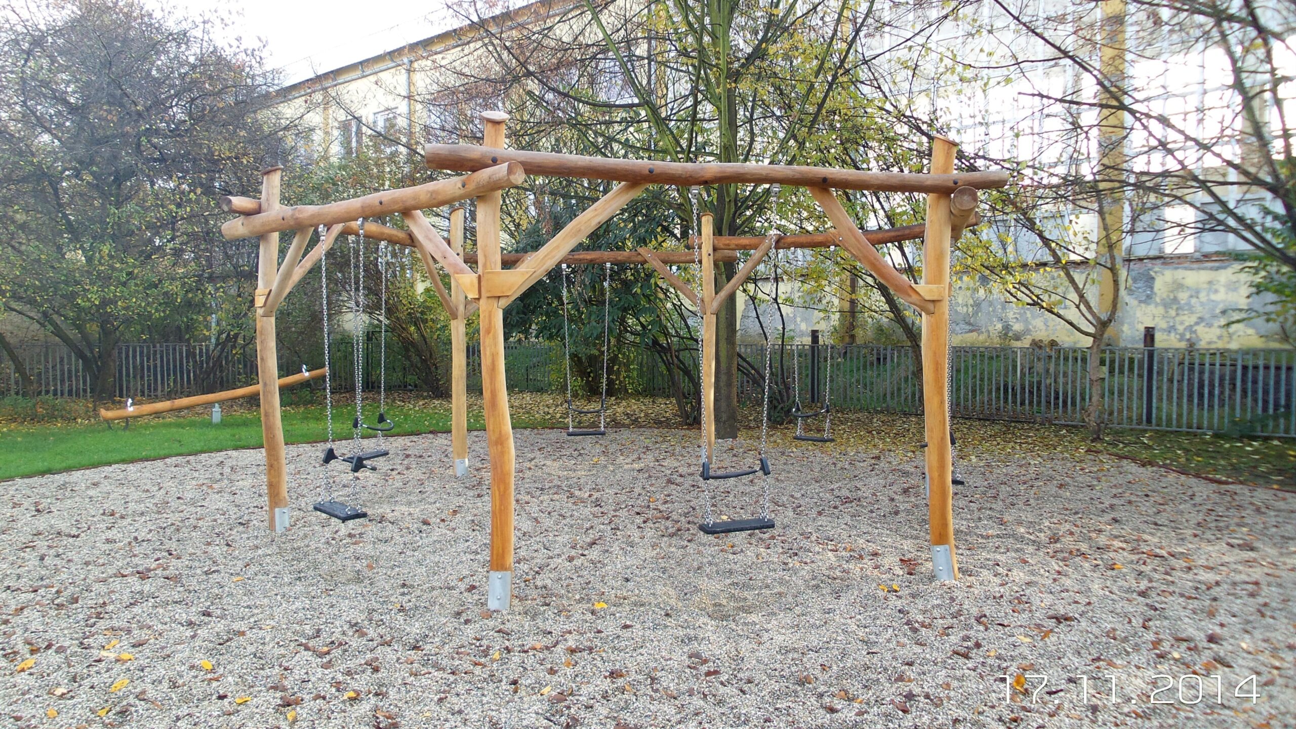 Kontaktschaukel 6-fach 2 Kontaktschaukel 6-fach – Bild 2