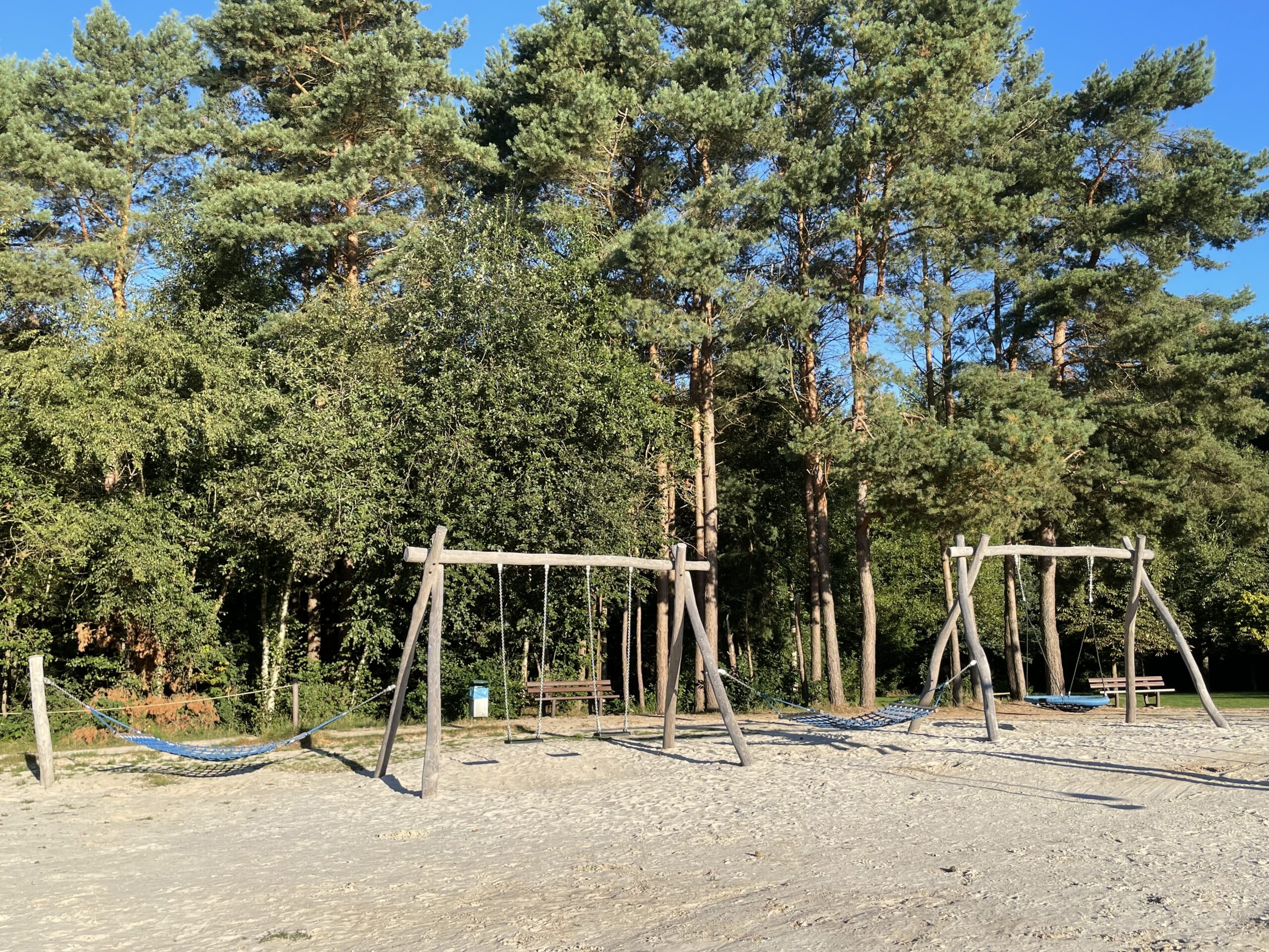 Schaukelkombination 5-fach ‚Wiesmoor‘ 2 Schaukelkombination 5-fach ‚Wiesmoor‘ – Bild 2